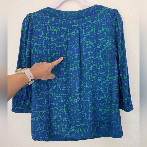 Boden silk blend patternerd 3/4 Sleeve blouse, Blue and Green, Size 8R - Picture 6 of 6